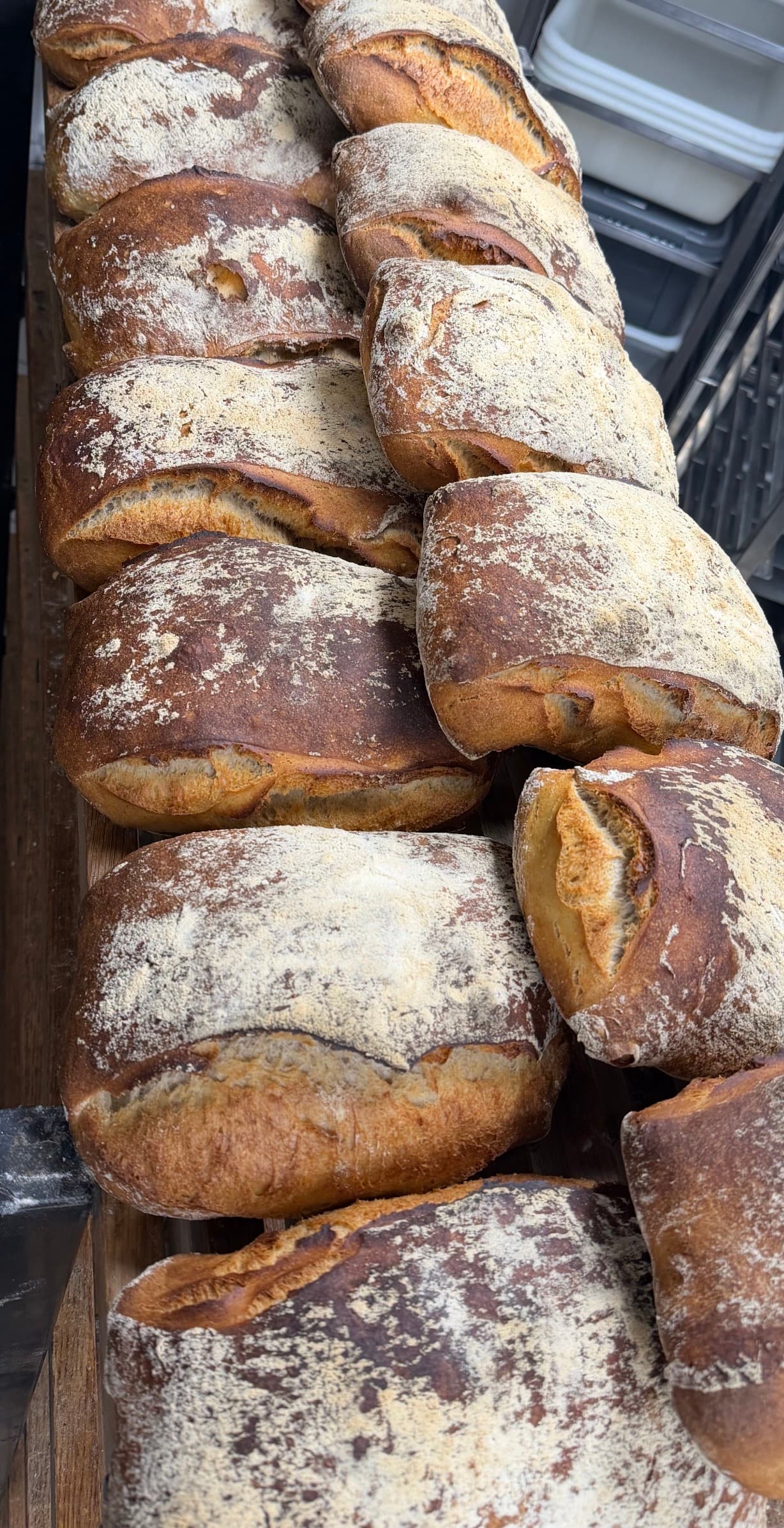 Friskbagt håndværksbrød hos Stenløse Bageri